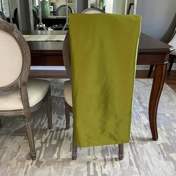 🎬✨Tv Show “UMBRELLA ACADEMY ” - Green Tablecloth - Picture 1 of 8